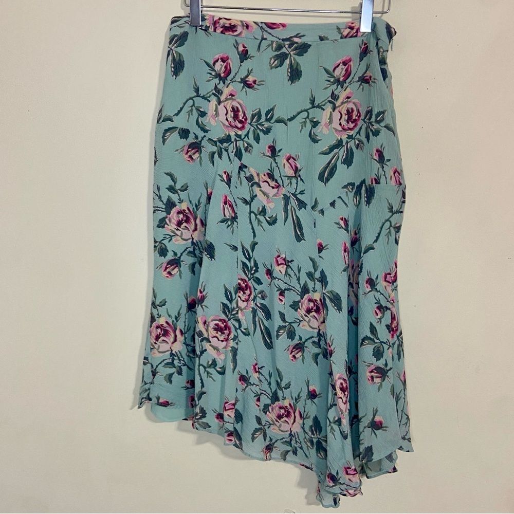 Banana Republic Green Silk Floral Asymmetrical Hem Skirt size 4 Y2K Spring Fairy